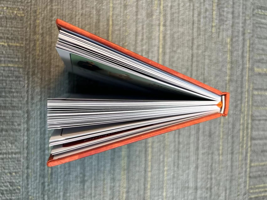Печатания книжка-раскраски бумаги с покрытием картона дизайн CMYK изготовленного на заказ классический